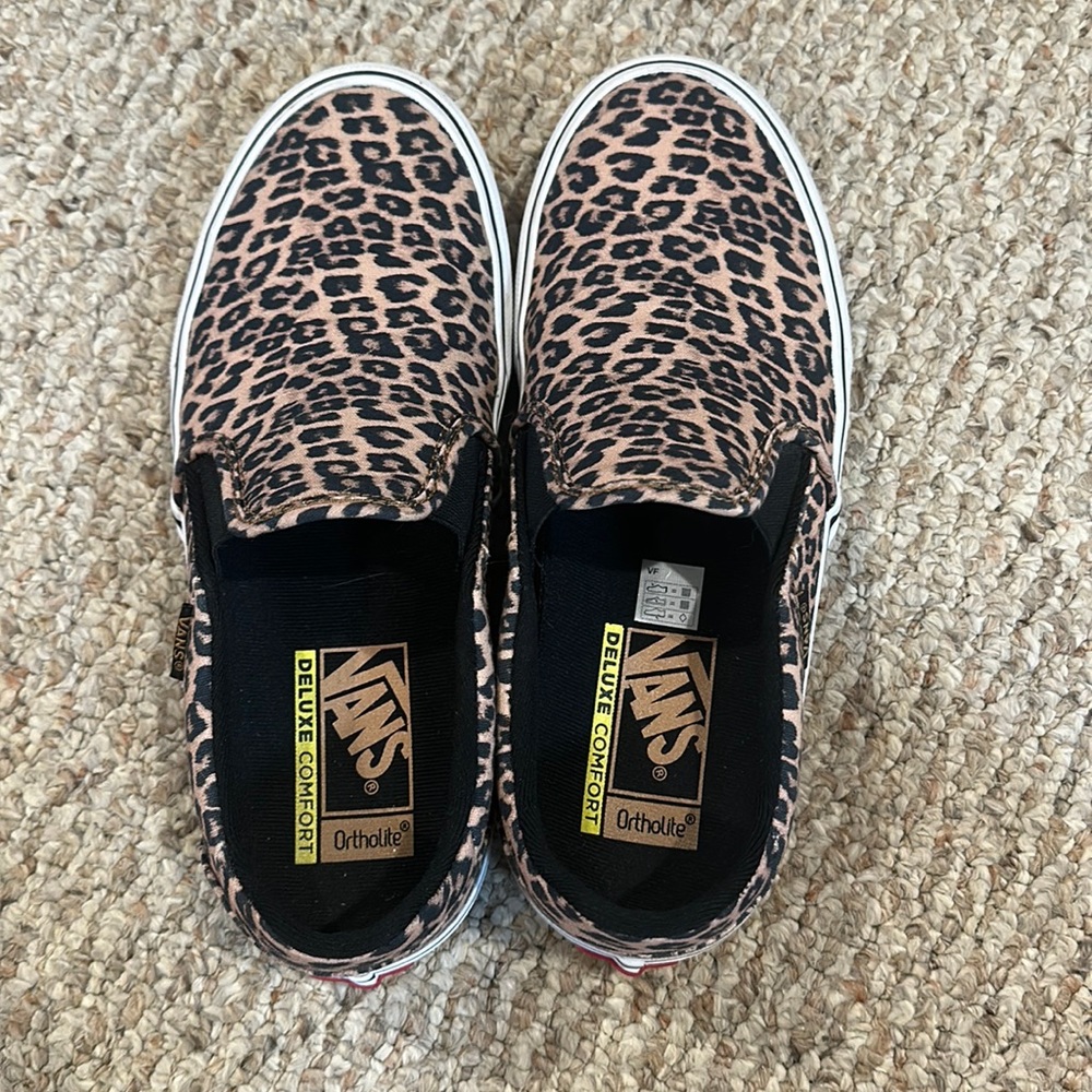 Slip-on Cheetah Print Vans